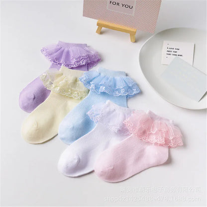 3 Paar neue Kinder Spitzensocken Frühling Herbst Baumwolle Kinder Kurze Tanzsocken Mesh Weiß Blumen Rüschen Rüschen Gilrs Prinzessin Socke