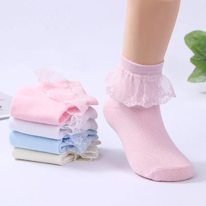 3 Paar neue Kinder Spitzensocken Frühling Herbst Baumwolle Kinder Kurze Tanzsocken Mesh Weiß Blumen Rüschen Rüschen Gilrs Prinzessin Socke