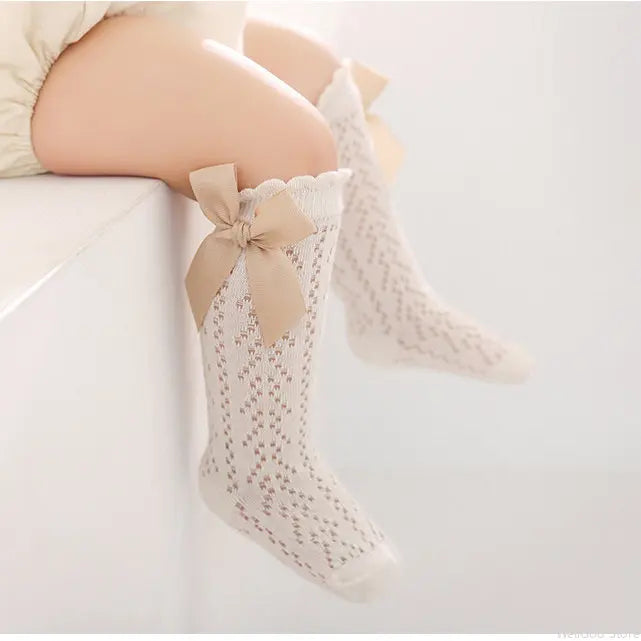 Cute Girls Knee High Socks Bows Cotton Breathable Soft Children Socks Hollow Out Non-slip Newborn Infant Long Mesh Socks 0-3Yrs