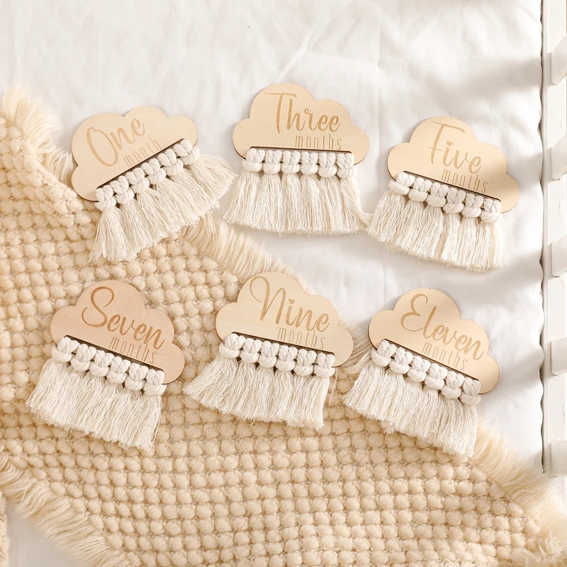 Baby Milestone Cards Wooden Tassel Milestone Monthly Commemorativenir Newborn Photography Accessories Props Infant Grow up Gifts