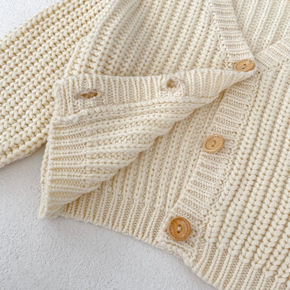 Herbst Neue Internet Celebrity Mode Mädchen Baby Kleidung Perle Boden Dicke Nadel V-ausschnitt Mantel Neugeborenen Lange ärmeln Strickjacke