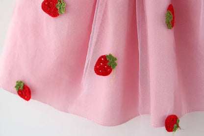 Summer New Girls' Little Flying Sleeve Dress Children's Bow Strawberry Embroidery Mesh Spliced Denim Princess Dress