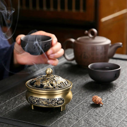 New Carving process Hollow Out Copper Incense Burner Classical Antique Three Legged Incense Burner Zen Household Decorative