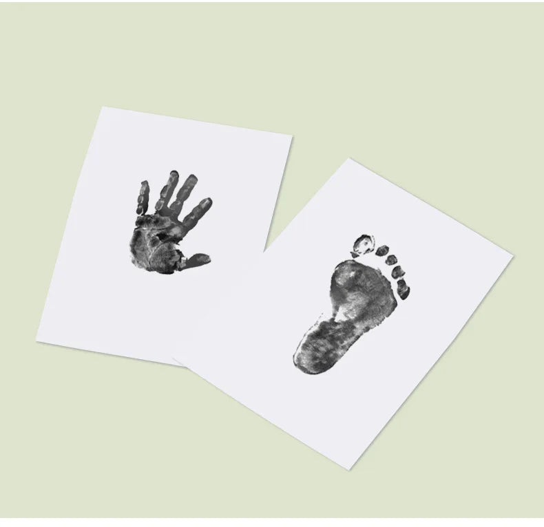 Newborn Baby DIY Hand And Footprint Kit Ink Pads Photo Frame Handprint Toddlers Souvenir Accessories Safe Clean Baby Shower Gift