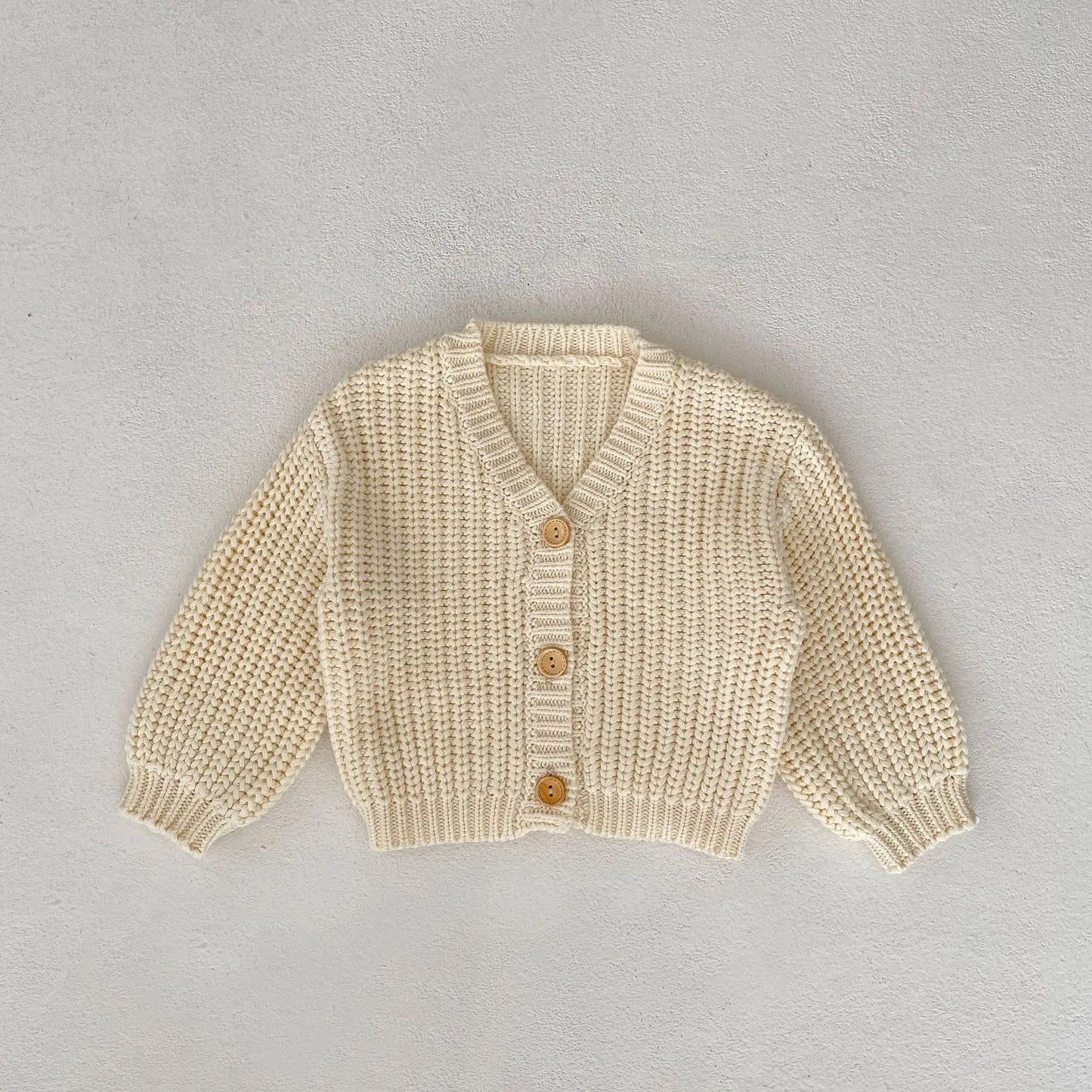 Autumn New Internet Celebrity Fashion Girl Baby Clothing Bead Ground Thick Needle V-Neck Coat Newborn Long sleeved Cardigan