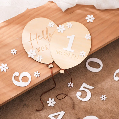 2Pcs Baby Wooden Balloon Milestone Cards - Photography Accessories for Newborns