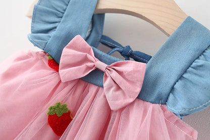 Summer New Girls' Little Flying Sleeve Dress Children's Bow Strawberry Embroidery Mesh Spliced Denim Princess Dress