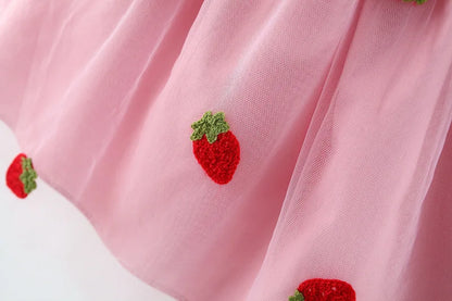 Summer New Girls' Little Flying Sleeve Dress Children's Bow Strawberry Embroidery Mesh Spliced Denim Princess Dress