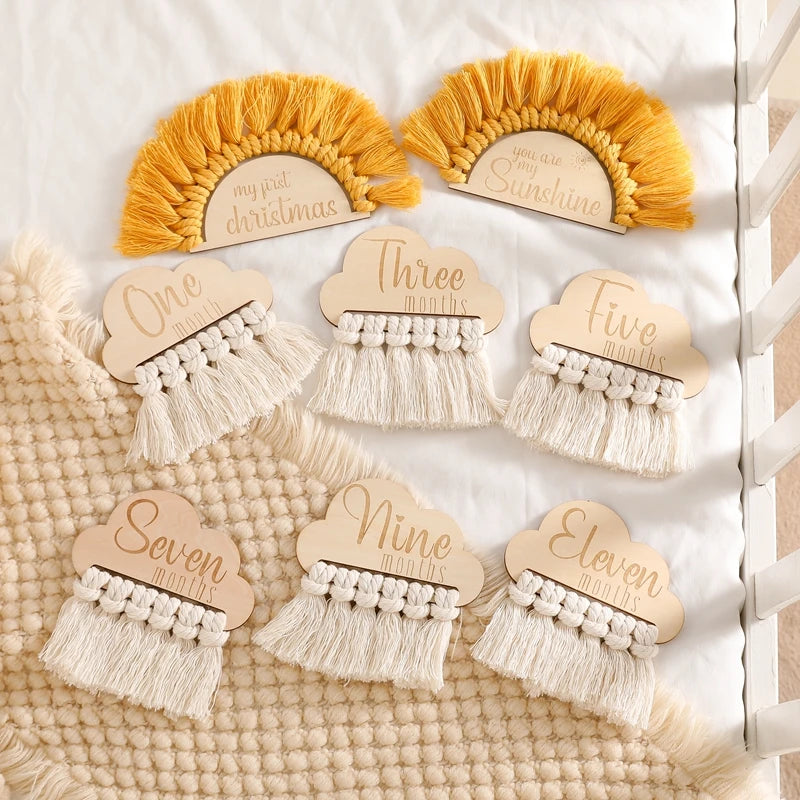 Baby Milestone Cards Wooden Tassel Milestone Monthly Commemorativenir Newborn Photography Accessories Props Infant Grow up Gifts