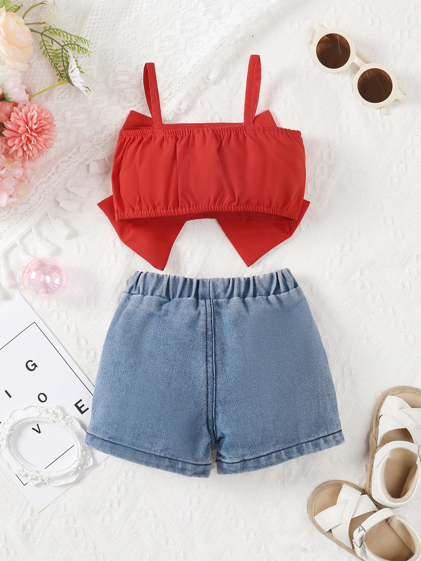 2 Stücke Baby Mädchen Sets Sommer Neugeborene Kleidung Reines Rot Hosenträger + Bestickte Gedruckte Denim-Shorts Mode Baby Casual Anzug